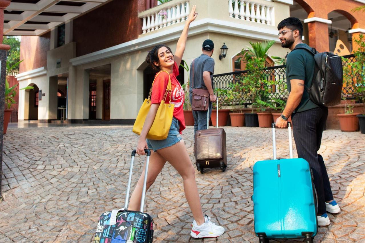 Hotel Fairfield By Marriott Goa Calangute Esterno foto