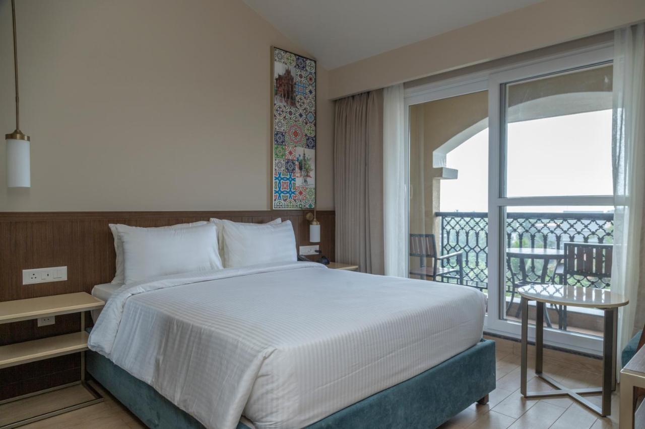 Hotel Fairfield By Marriott Goa Calangute Esterno foto