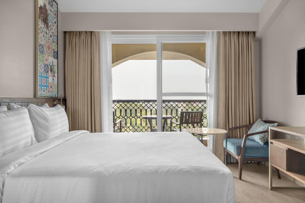 Hotel Fairfield By Marriott Goa Calangute Esterno foto