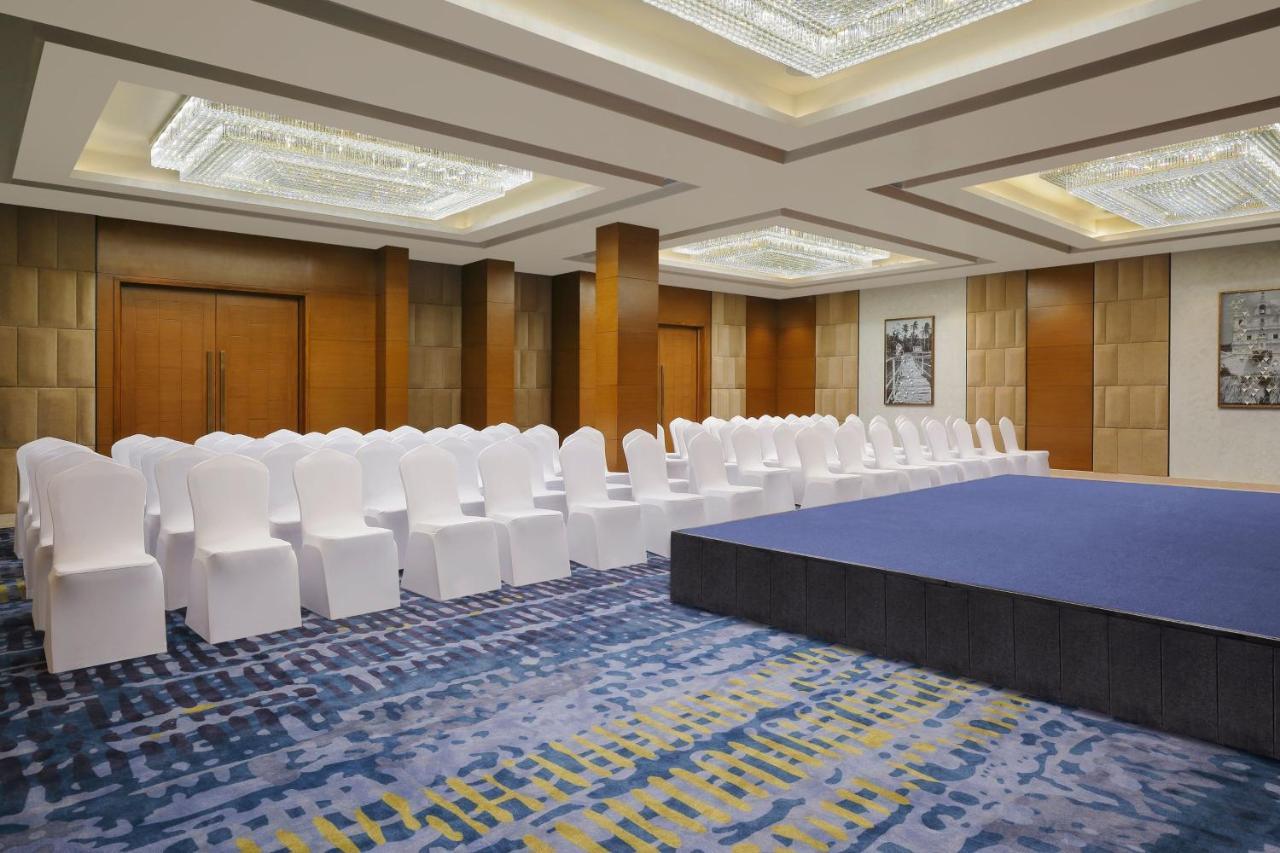 Hotel Fairfield By Marriott Goa Calangute Esterno foto