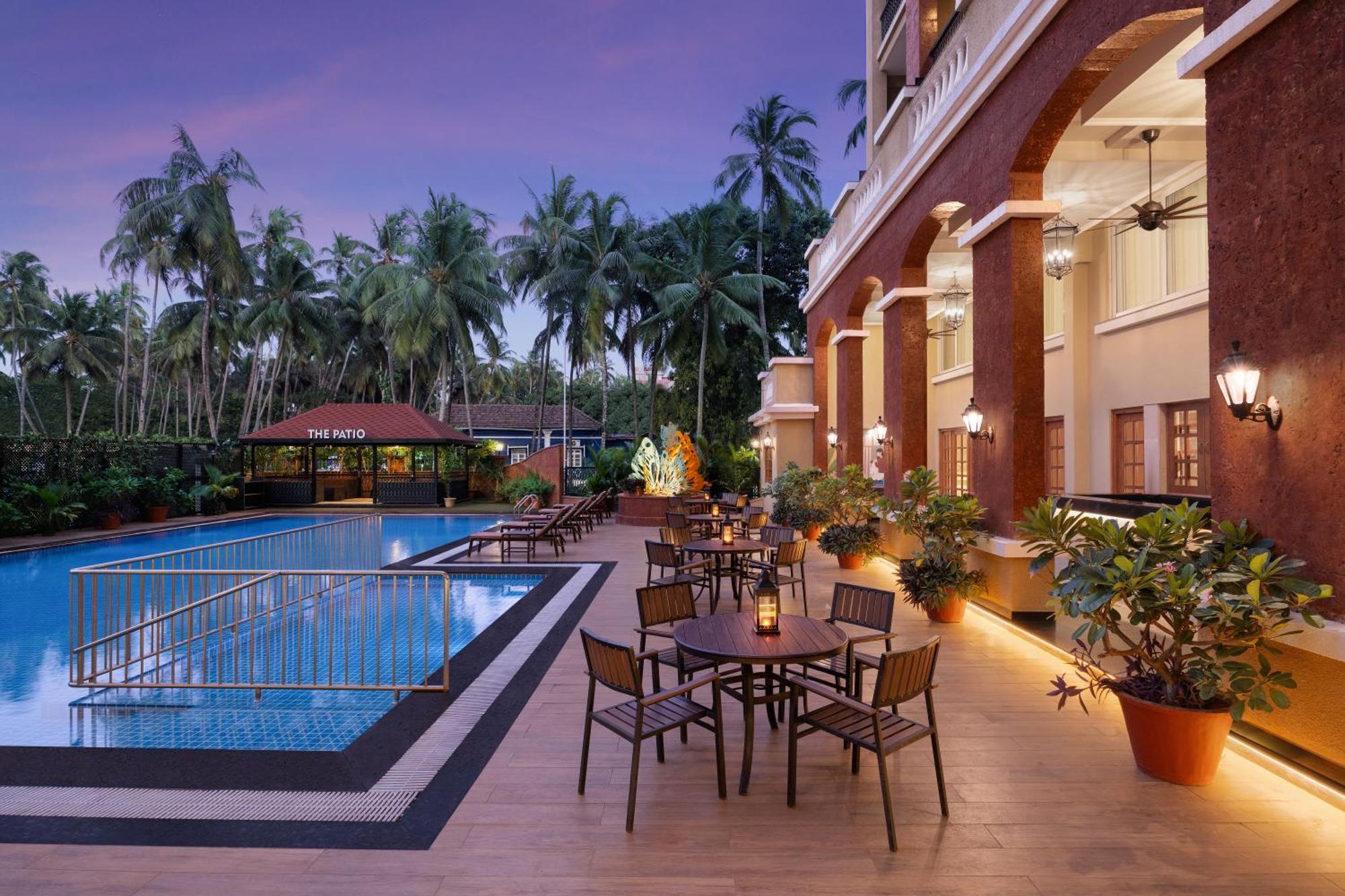 Hotel Fairfield By Marriott Goa Calangute Esterno foto