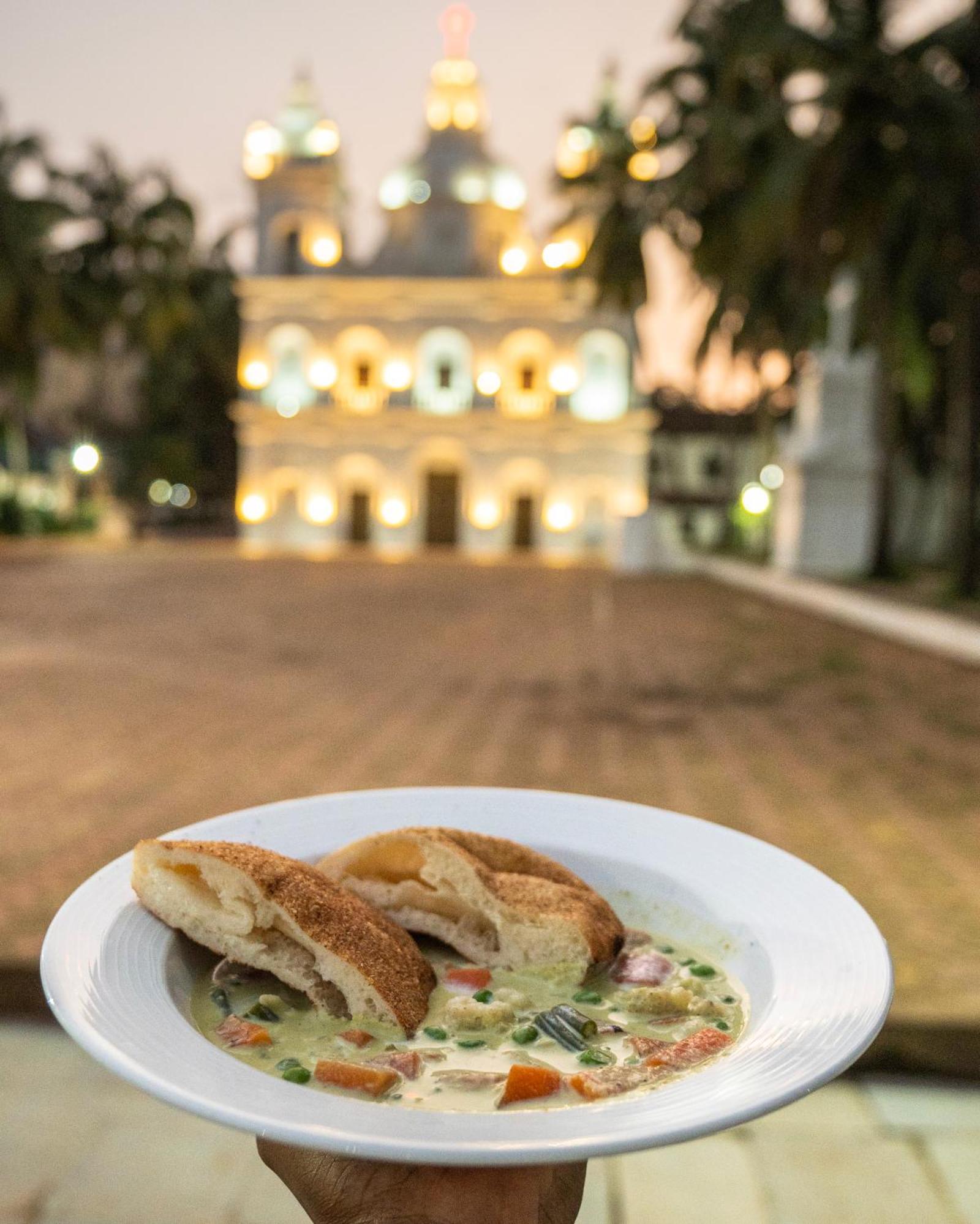 Hotel Fairfield By Marriott Goa Calangute Esterno foto