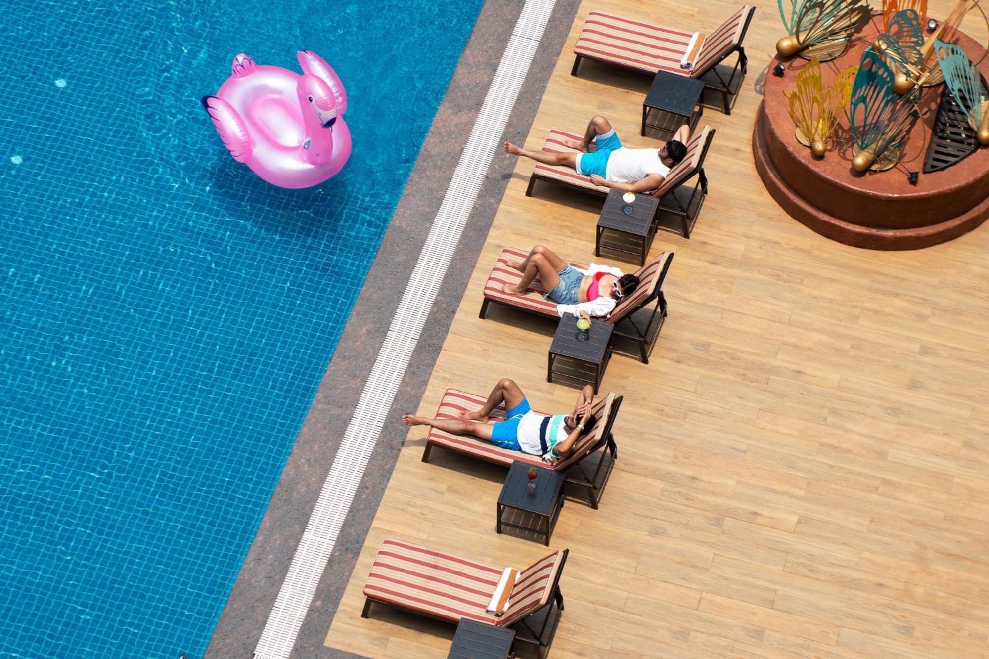 Hotel Fairfield By Marriott Goa Calangute Esterno foto